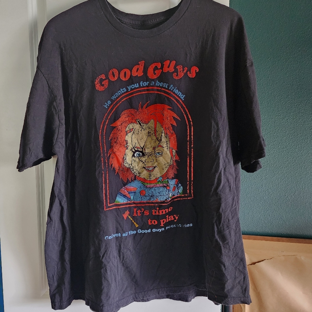 Chucky black tee XXL